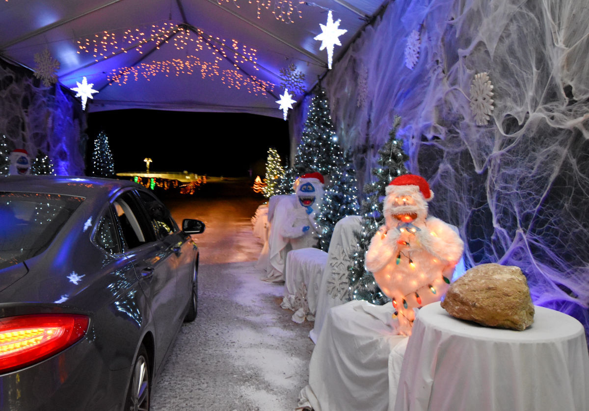 112721-smt-news-christmas-in-the-country-002